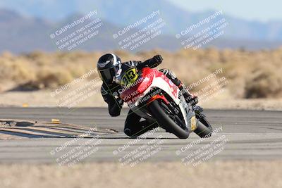 media/Dec-07-2025-CVMA (Sun) [[3e7d2de5dc]]/Race 9-Formula UL Shootout/